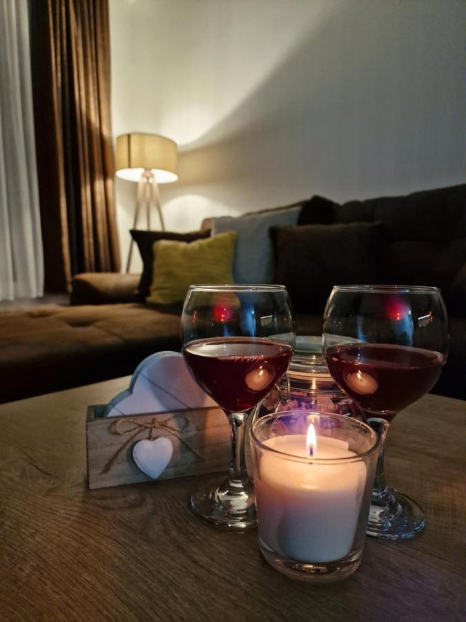 קופאוניק Garnet Star Apartments 1 מראה חיצוני תמונה